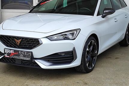 Cupra Leon 13.580 km 24.969 € Oberlungwitz 09353