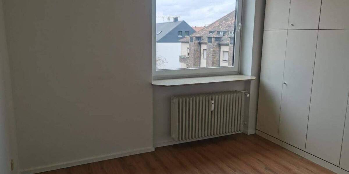 Etagenwohnung Fürth Südstadt - 2 Zimmer, 67 m&sup2;, 650&euro; | Angebot:26377269