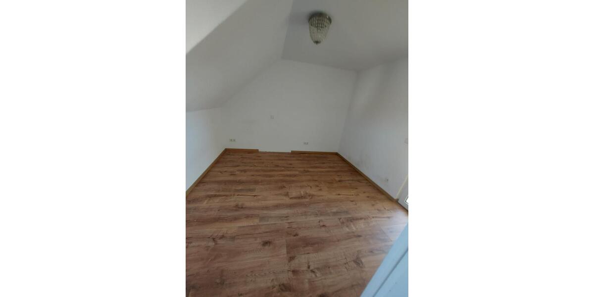 Dachgeschoßwohnung Heilbronn Kernstadt - 3 Zimmer, 60 m&sup2;, 215.000&euro; | Angebot:26223398