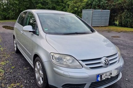 VW Golf Plus 182.000 km 5.100 &euro; Büdingen 63654