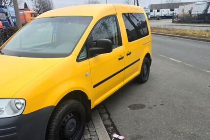 VW Caddy 213.000 km 2.950 &euro; Nürnberg 90431
