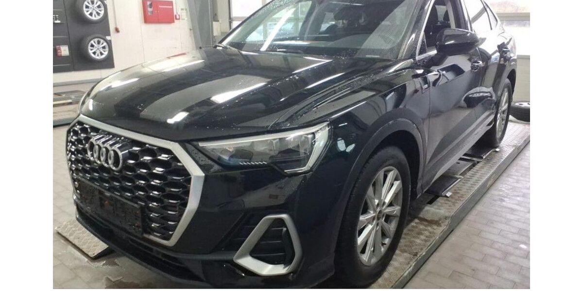 Audi Q3 87.490 km 29.899 &euro; Weida 07570