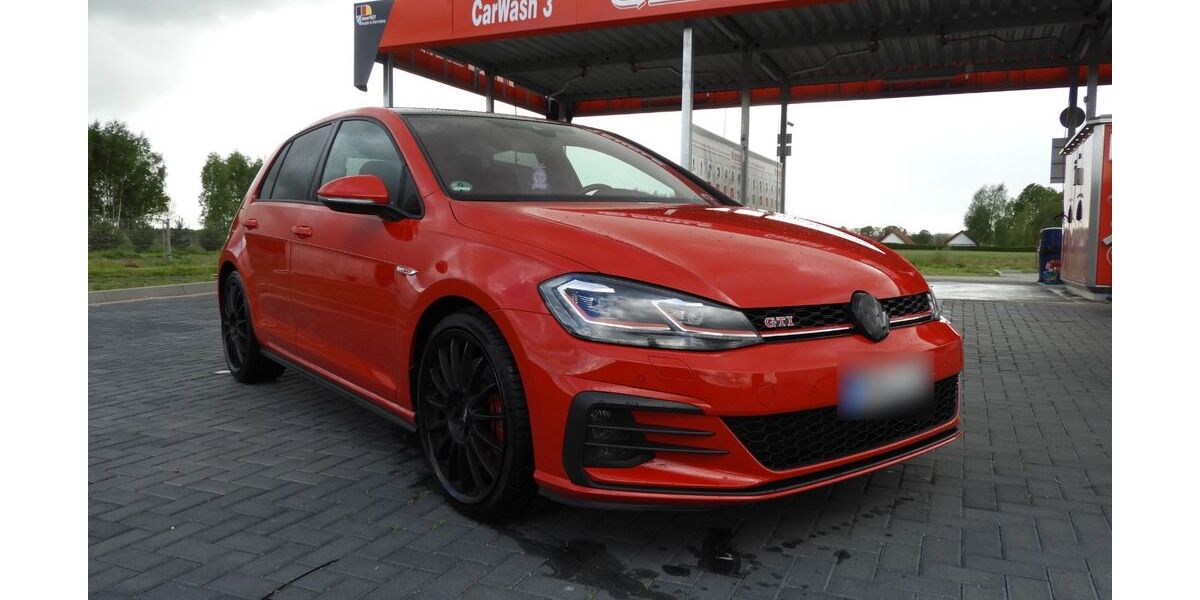 VW Golf 67.000 km 24.500 &euro; Eisenhüttenstadt 15890
