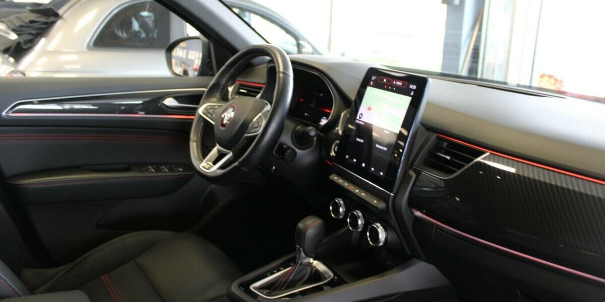 Renault Arkana TCe RS Line 160 EDC 82.914 km 18.980 &euro; Euskirchen 53881