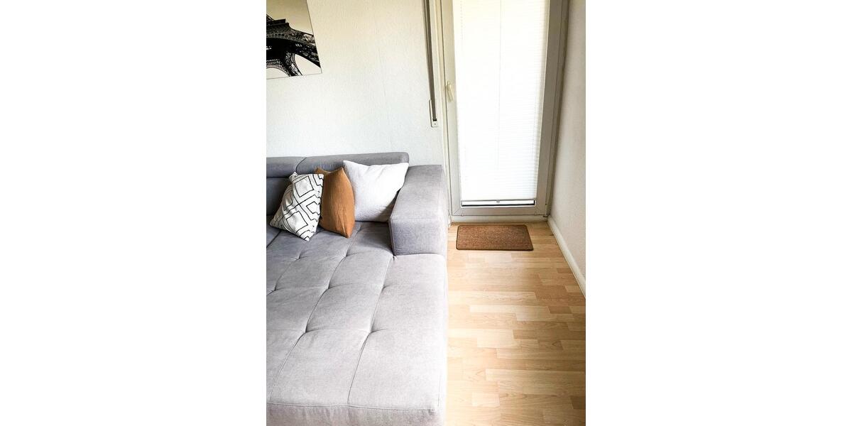 Erdgeschoßwohnung Stutensee - 3 Zimmer, 70 m&sup2;, 700&euro; | Angebot:24810676