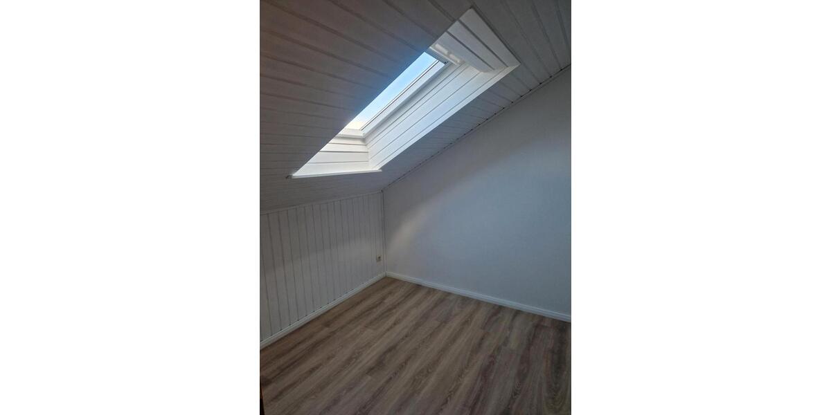 Reihenhaus Westerstede - 5 Zimmer, 98 m&sup2;, 925&euro; | Angebot:25992336