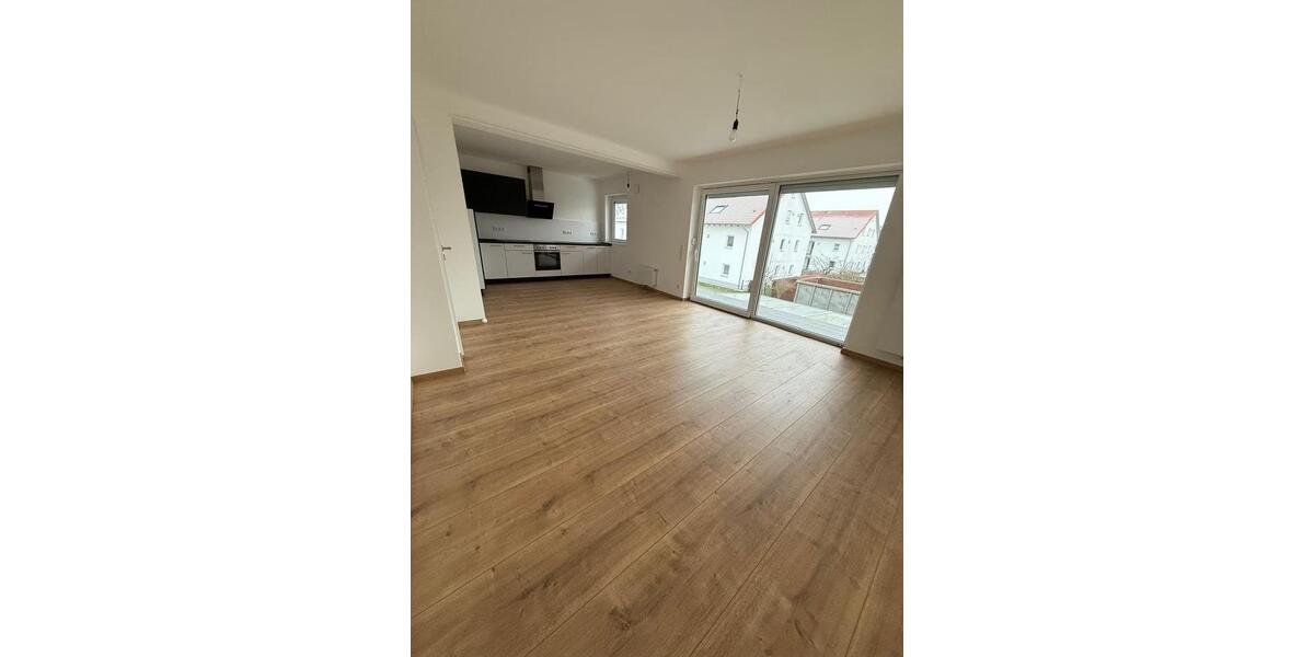 Etagenwohnung Lauingen (Donau) - 3 Zimmer, 76 m&sup2;, 1.090&euro; | Angebot:25382363