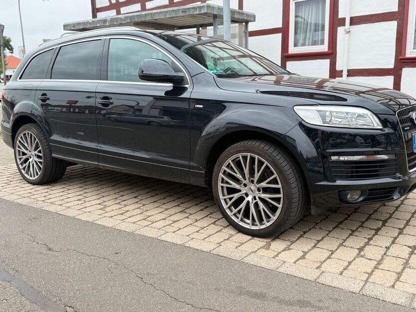 Q7