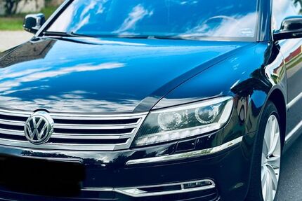 VW Phaeton 299.990 km 10.900 € Potsdam 14480