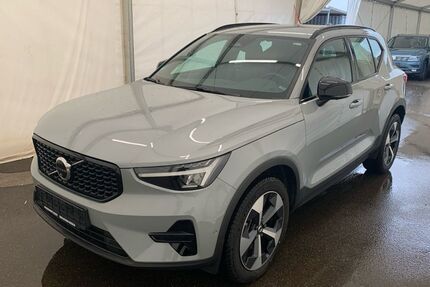 Volvo XC40 13.638 km 29.332 &euro; Eschborn 65760