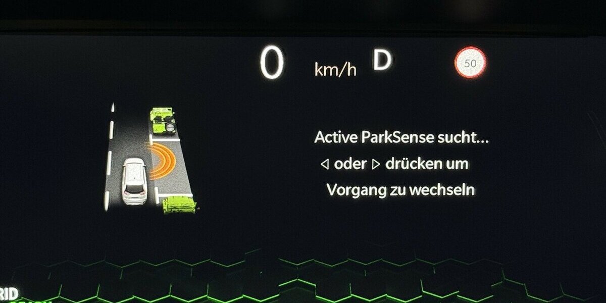 Jeep Compass Trailhawk Plug-In Hybrid 4WD 1.Hand LED 27.100 km 24.390 &euro; Lich 35423