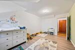 Dachgeschoßwohnung Cleebronn - 4 Zimmer, 85 m&sup2;, 1.500&euro; | Angebot:26652356