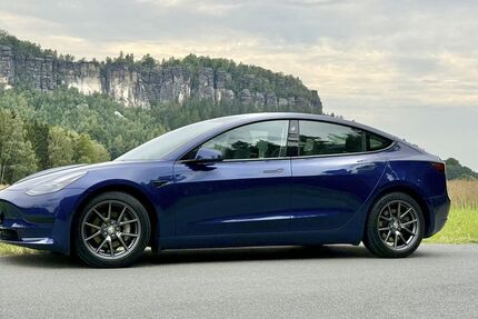 Tesla Model 3 76.200 km 25.400 &euro; Königstein 01824