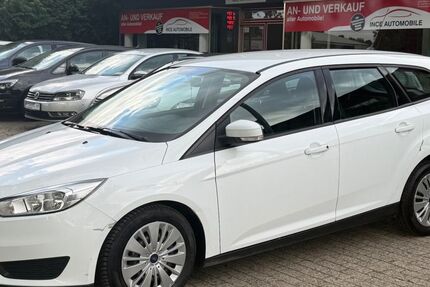 Ford Focus 201.000 km 2.490 &euro; Nordhorn 48529