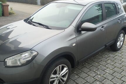 Nissan Qashqai 185.000 km 5.300 &euro; Vaihingen/Enz 71665