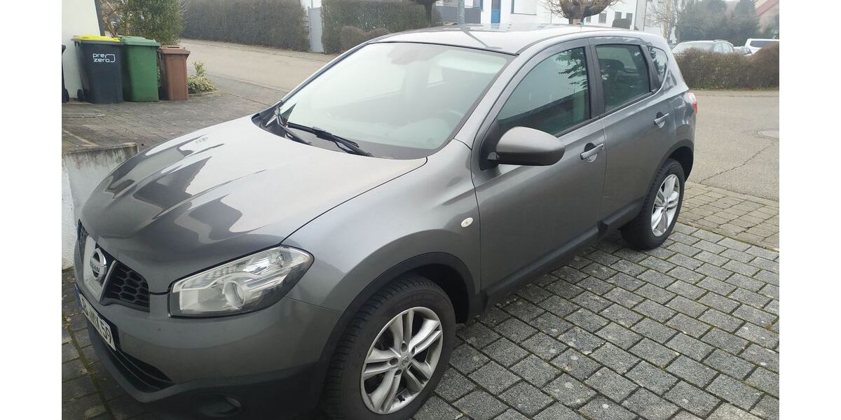 Nissan Qashqai 185.000 km 5.300 &euro; Vaihingen/Enz 71665