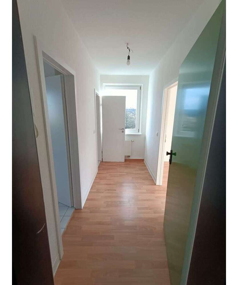 Wohnung zum Mieten in Chemnitz 255 € 46.24 m²