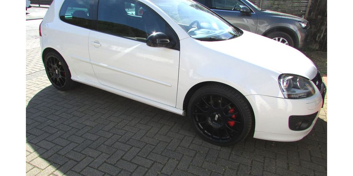 VW Golf 226.688 km 8.900 &euro; Bad Ems 56130