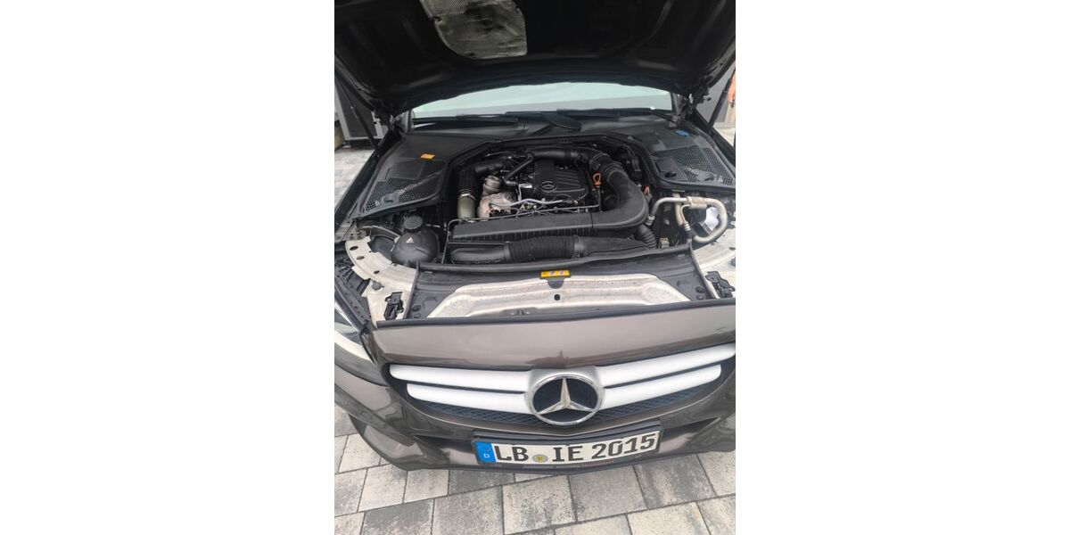 Mercedes-Benz C 180 253.233 km 9.600 &euro; Oberstenfeld 71720