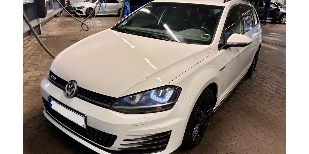 VW Golf 287.600 km 8.900 &euro; Haag a.d. Amper 85410