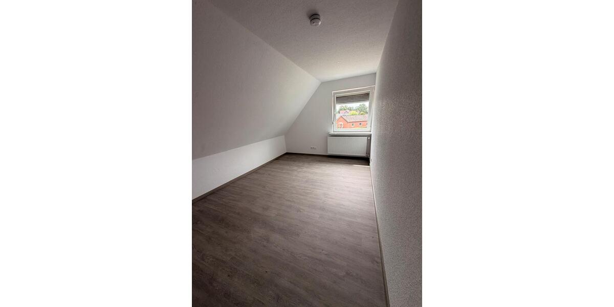Einfamilienhaus Schortens - 6 Zimmer, 141 m&sup2;, 392.000&euro; | Angebot:27005955