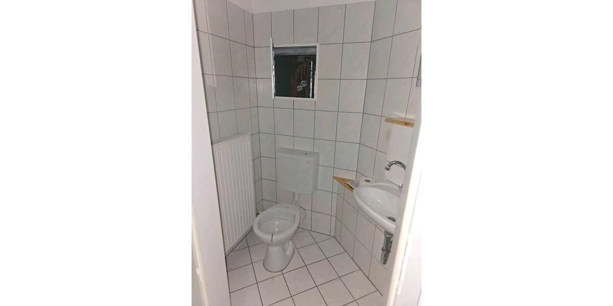 Etagenwohnung Gera Alt-Bieblach - 6 Zimmer, 262 m&sup2;, 59.000&euro; | Angebot:27168463
