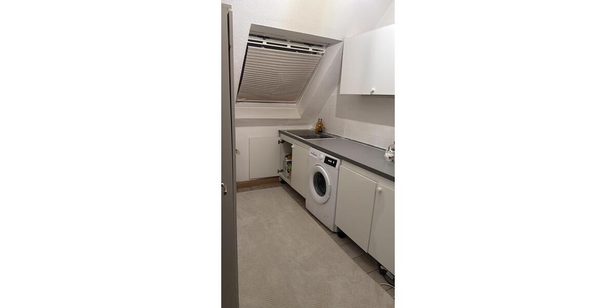 Dachgeschoßwohnung Duisburg Laar - 3 Zimmer, 75 m&sup2;, 850&euro; | Angebot:25454192