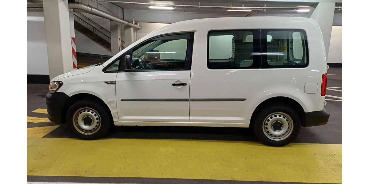 VW Caddy 115.000 km 11.990 &euro; Esslingen am Neckar 73733