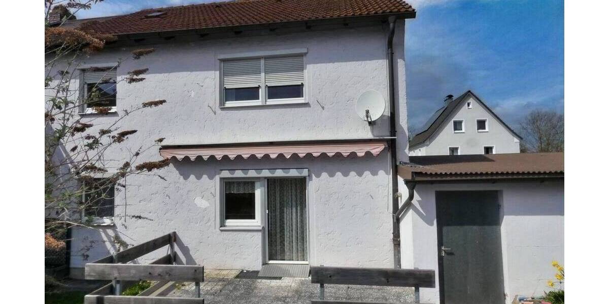 Doppelhaushälfte Vohenstrauß - 5 Zimmer, 102 m&sup2;, 145.000&euro; | Angebot:26912697