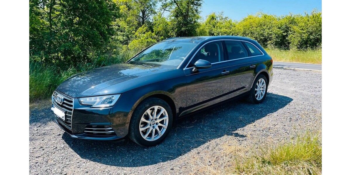 Audi A4 Avant 71.000 km 20.499 € Düsseldorf 40213