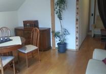 schöne- helle- WG Zimmer