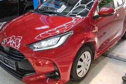 Toyota Yaris 44.310 km 19.500 &euro; Bad Gögging 93333