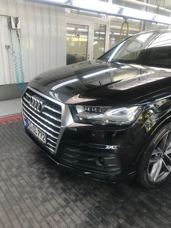 Audi Q7 147.500 km 34.950 € Wiesbaden 65191
