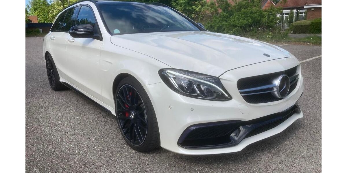 Mercedes-Benz C 63 AMG 80.000 km 46.800 &euro; Dätgen 24589