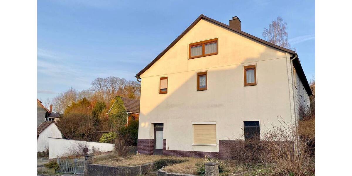 Mehrfamilienhaus, Wohnhaus Rödental Mönchröden - 9 Zimmer, 180 m&sup2;, 120.000&euro; | Angebot:26119197