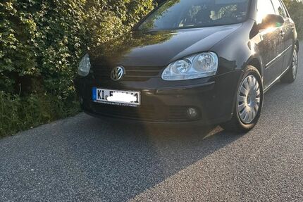 VW Golf 260.000 km 2.500 &euro; Preetz 24211