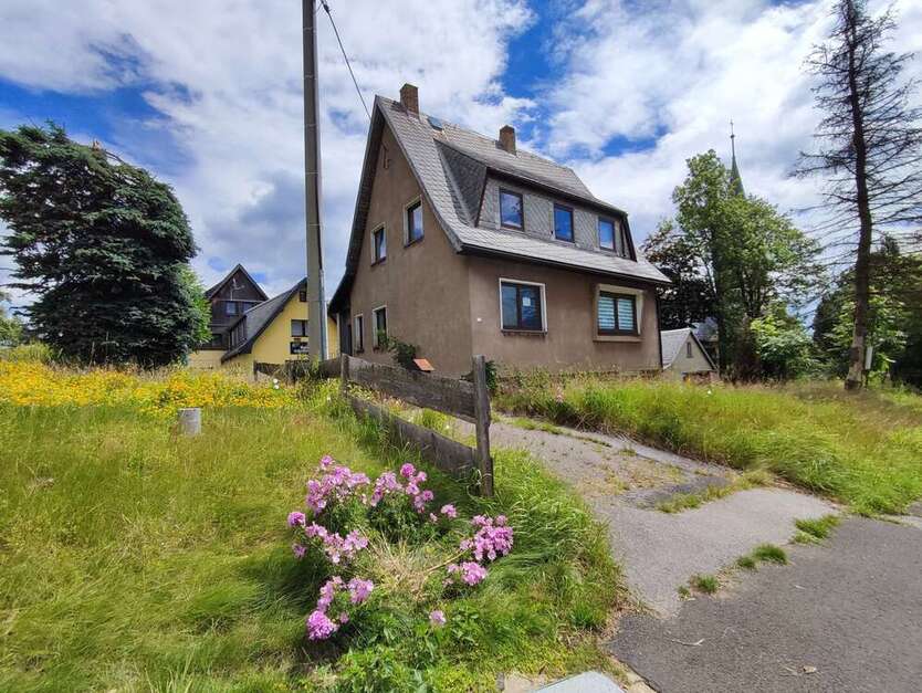 Haus zum Kaufen in Deutschneudorf 89.000 € 137 m²