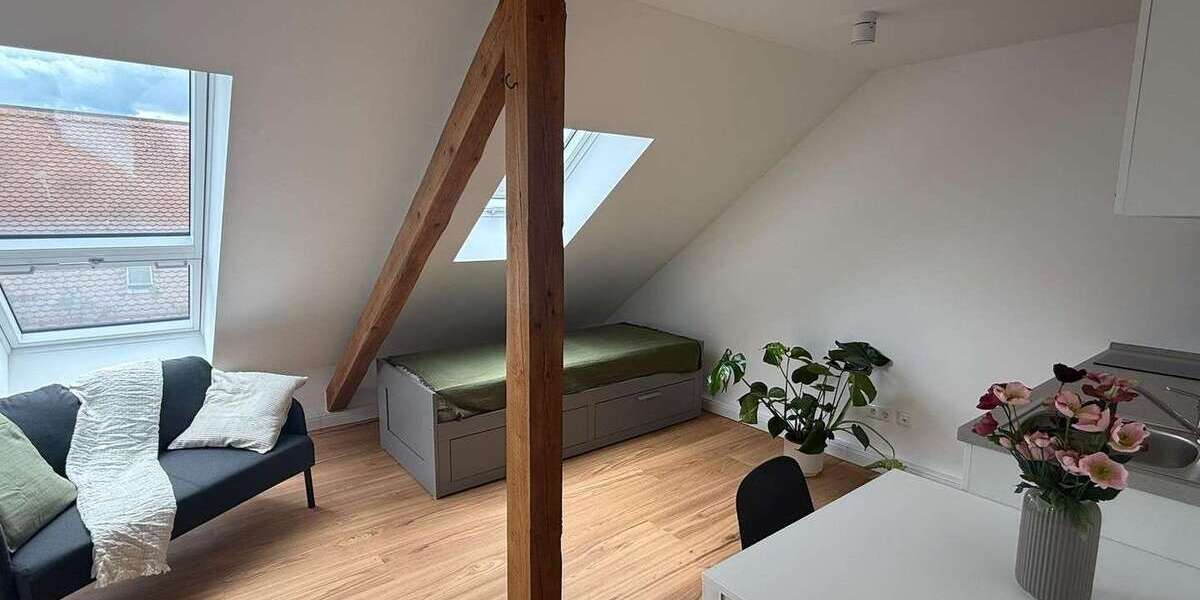 Etagenwohnung Erlangen Burgberg - 1 Zimmer, 17 m&sup2;, 600&euro; | Angebot:27032198