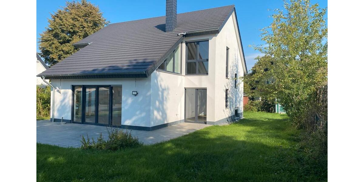 Einfamilienhaus Lemgo - 6 Zimmer, 155 m&sup2;, 1.655&euro; | Angebot:26322813