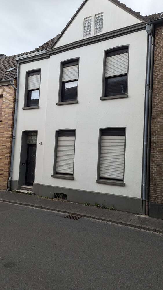 Haus zum Kaufen in Xanten 289.000 € 130 m²
