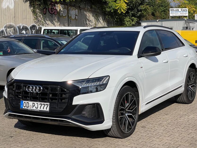 Audi Q8 109.000 km 57.900 € Hamburg 20097