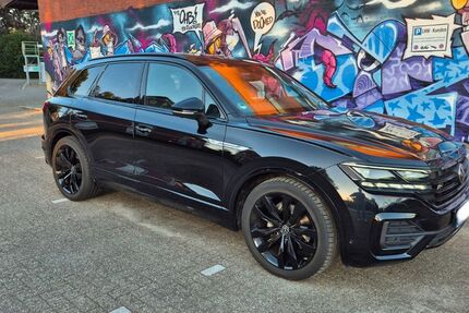VW Touareg 71.000 km 47.999 € Hage 26524
