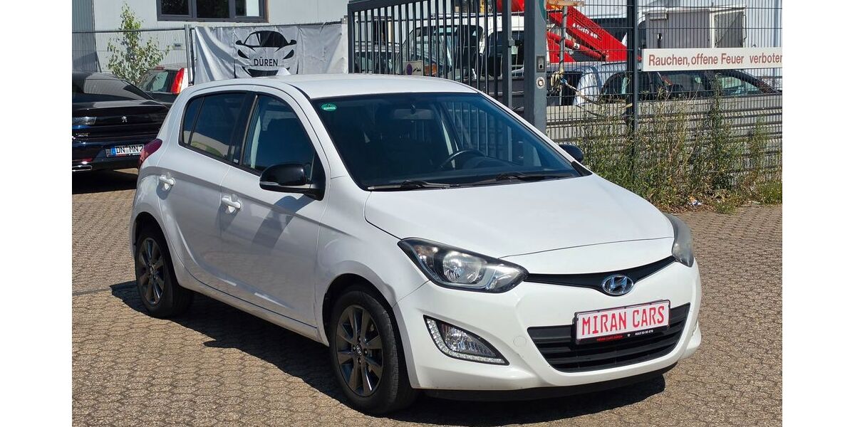 Hyundai i20 141.490 km 3.500 &euro; Düren 52353