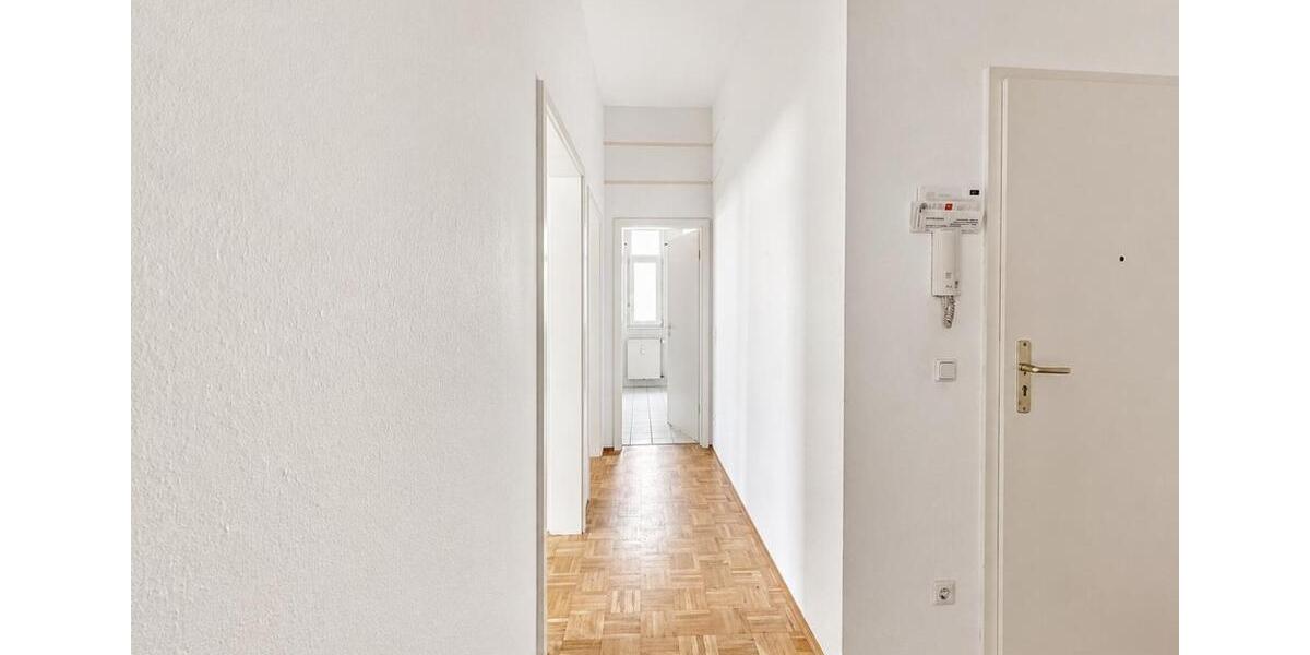 Etagenwohnung Gotha - 3 Zimmer, 74 m&sup2;, 460&euro; | Angebot:26337144