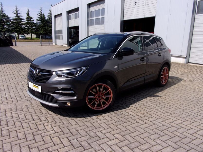 Opel Grandland (X) 73.700 km 20.990 € Ebersbach-Neugersdorf 02727