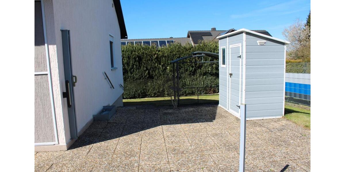 Einfamilienhaus Tröstau - 4 Zimmer, 100 m&sup2;, 300.000&euro; | Angebot:26702403