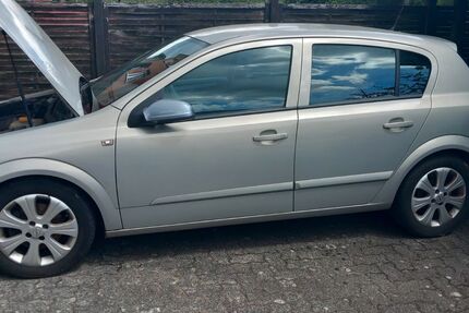 Opel Astra 200.000 km 550 &euro; Neumünster 24537
