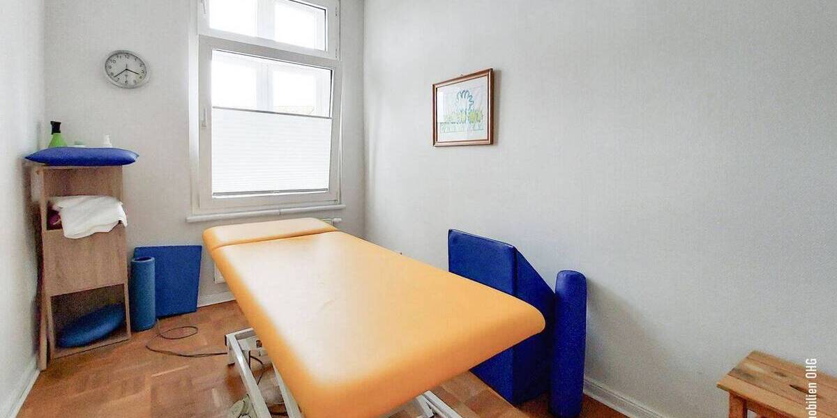 Gewerbeobjekt Drochtersen - 1 Zimmer, 235 m&sup2;, 2.900&euro; | Angebot:26798460