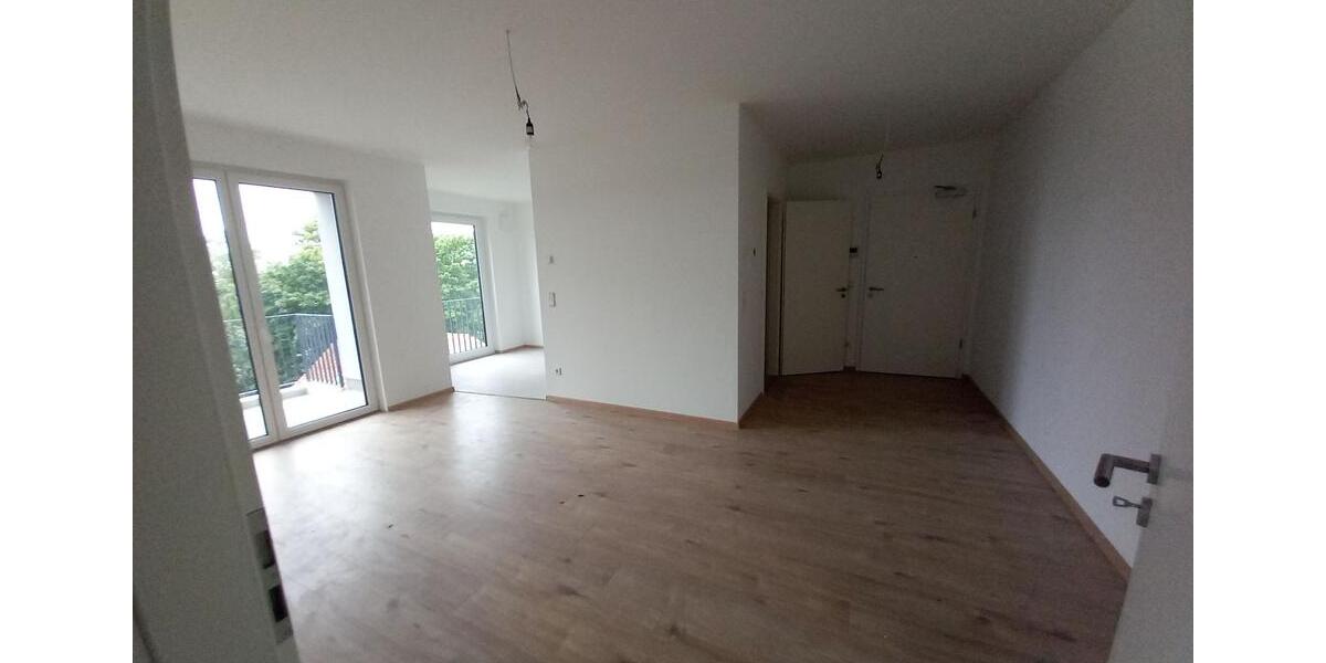 Einfamilienhaus Oranienburg - 4 Zimmer, 100 m&sup2;, 1.699&euro; | Angebot:24508601