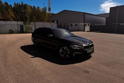 BMW M550